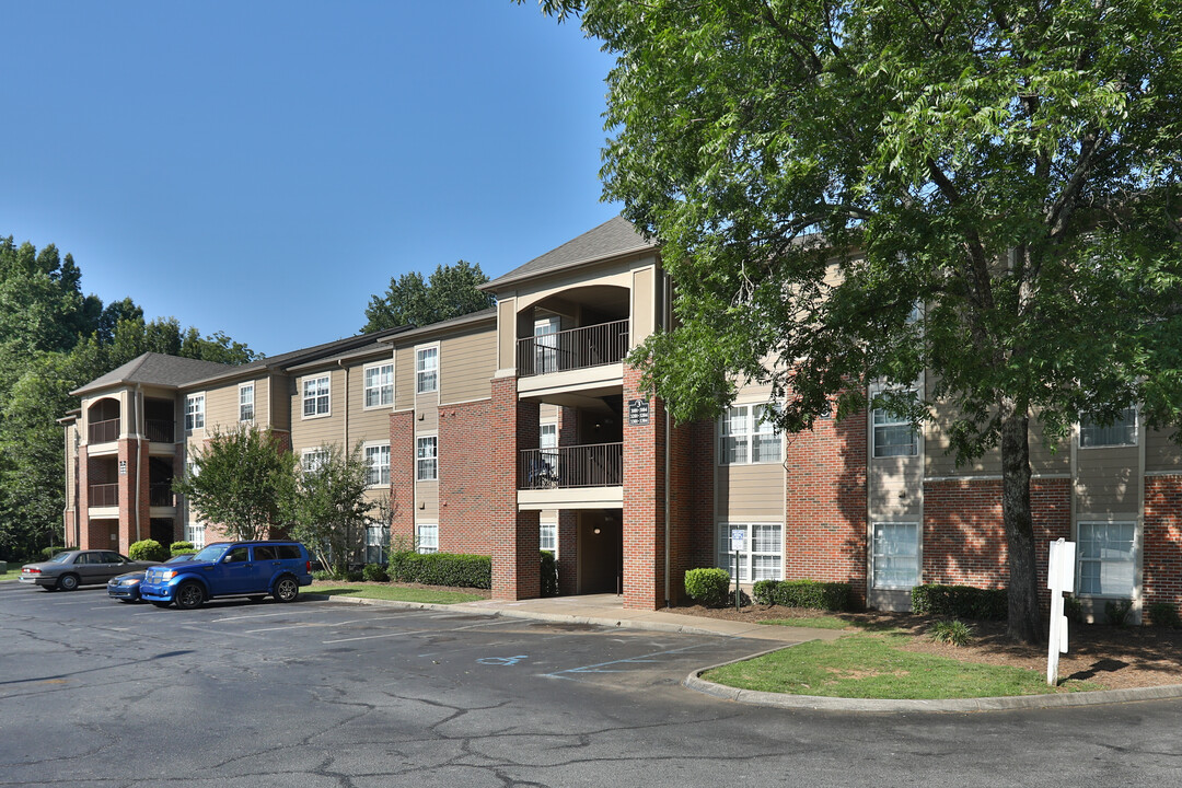 Poplar Place Apartments in Greer, SC - Foto de edificio