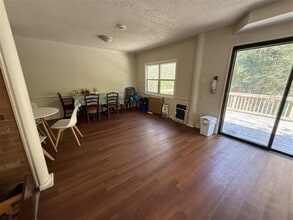 477 River Rd E in Wasaga Beach, ON - Building Photo - Building Photo