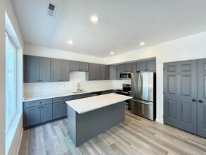 12818 N Jaydee Ln in Spokane, WA - Building Photo - Building Photo