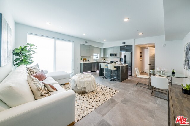 214 Westmoreland Ave-Unit -3 in Los Angeles, CA - Building Photo - Building Photo