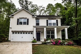 5181 Heather Rd SE in Smyrna, GA - Building Photo