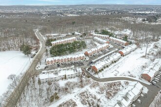 Parkview in Waterbury, CT - Building Photo - Building Photo