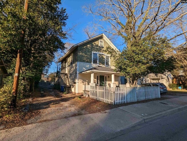 3121 Rosewood Dr in Columbia, SC - Building Photo - Building Photo