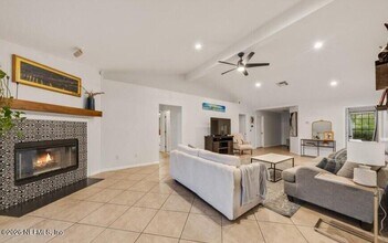 12401 Antler Hill Ln in Jacksonville, FL - Building Photo - Building Photo