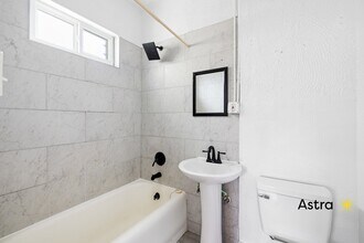 323 N Westland Ave, Unit 5 in Tampa, FL - Foto de edificio - Building Photo