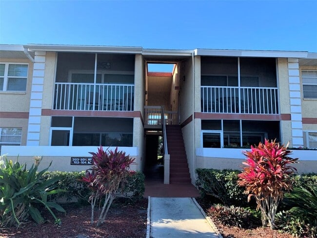 property at 1537 SE Royal Green Cir