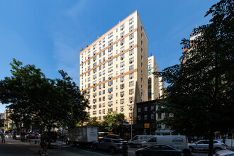 Gramercy House in New York, NY - Foto de edificio - Building Photo