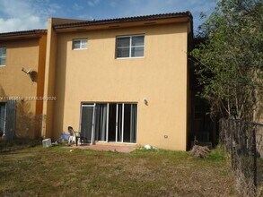 875 SW 6th Pl in Homestead, FL - Building Photo - Building Photo