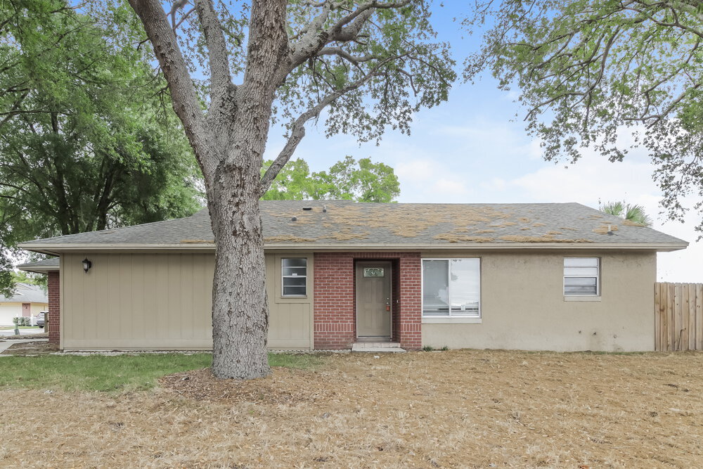 1399 Barbizon Ct in Winter Springs, FL - Building Photo