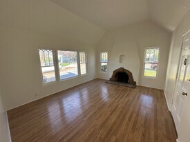 1217 Cottage Grove Ave in Glendale, CA - Building Photo