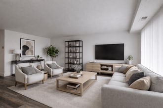 Carlyle Tower Apartments - Southfield, MI in Southfield, MI - Foto de edificio - Building Photo