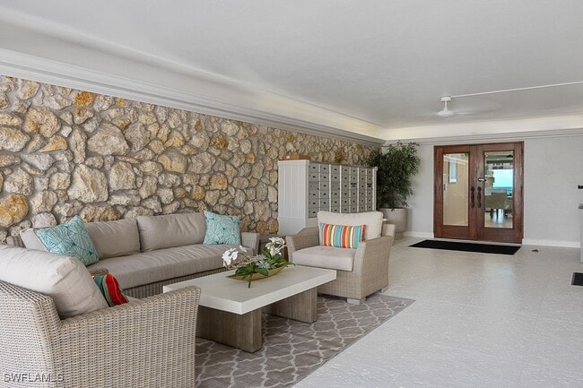 property at 1977 Gulf Shore Blvd N