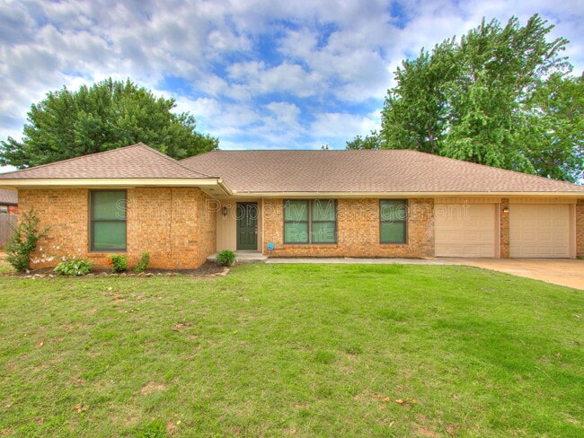 704 Pepperdine Ave in Edmond, OK - Building Photo - Building Photo