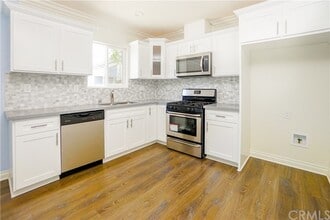 1229 E 45th St in Los Angeles, CA - Foto de edificio - Building Photo