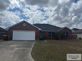 944 Alta Mesa Blvd in Brownsville, TX - Building Photo