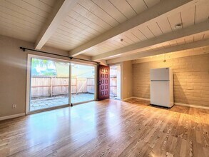 111 Avram Ave in Rohnert Park, CA - Building Photo - Building Photo