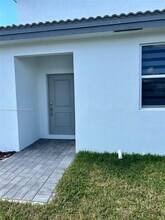 19801 SW 322nd St-Unit -A in Homestead, FL - Building Photo - Building Photo