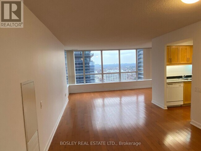 33-2333 Sheppard Ave E in Toronto, ON - Building Photo - Building Photo