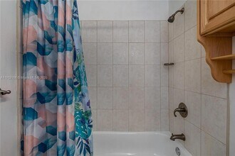 2530 NE 9th St in Fort Lauderdale, FL - Building Photo - Building Photo