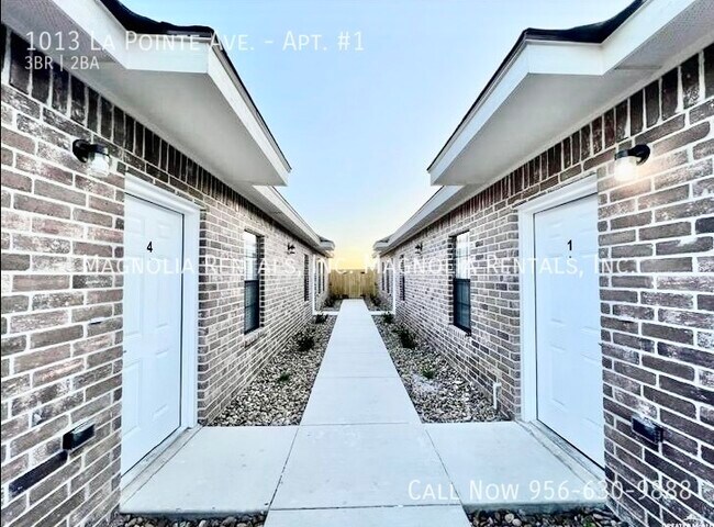 1013 W La Pointe Ave, Unit Apt. #1 in Alton, TX - Building Photo - Building Photo
