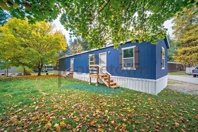 468800 US-95 in Sagle, ID - Building Photo - Building Photo