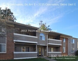 3235 Chaparral Dr in Cave Spring, VA - Building Photo