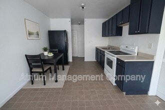 919 Pine St in Titusville, FL - Building Photo - Building Photo