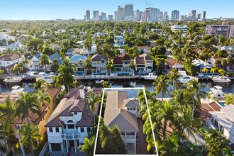 413 Coconut Isle Dr in Fort Lauderdale, FL - Building Photo - Building Photo