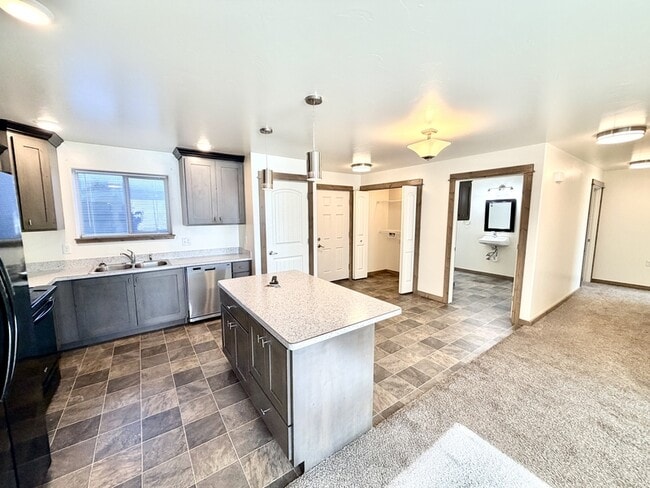 901 Gibbon St in Helena, MT - Building Photo - Building Photo