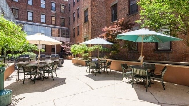158 Wayne St, Unit DM405A in Jersey City, NJ - Building Photo - Building Photo