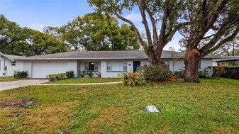 821 Pennsylvania Ave in Altamonte Springs, FL - Building Photo