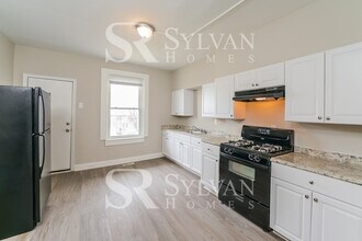 410 S Newkirk St in Baltimore, MD - Building Photo - Building Photo