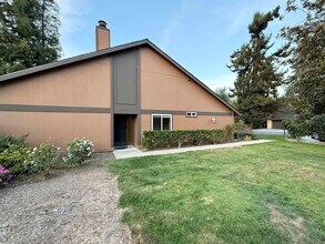 10191 Yoshino Pl in Cupertino, CA - Building Photo - Building Photo