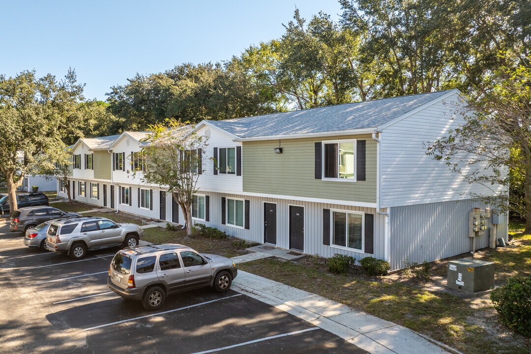 Timberwood Trace in Jacksonville, FL - Foto de edificio