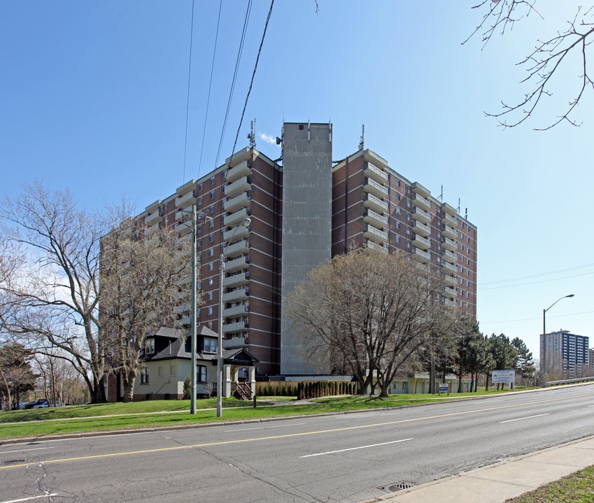 Markham Apartments in Toronto, ON - Building Photo