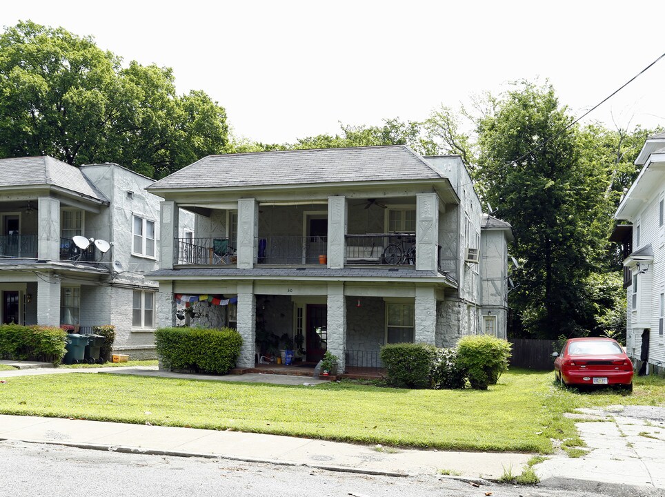 30 S Rembert St in Memphis, TN - Foto de edificio