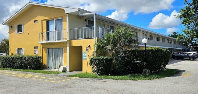 property at 1501 Crescent Cir