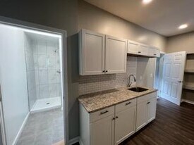 1233 Eggert Rd in Eggertsville, NY - Building Photo