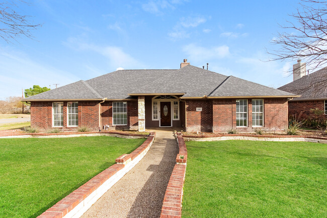 property at 6618 Coral Ln