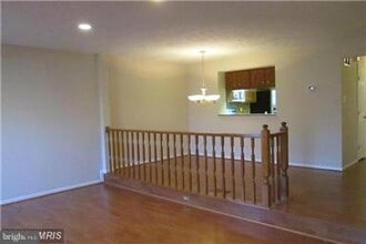 8549 Black Star Cir in Columbia, MD - Foto de edificio - Building Photo