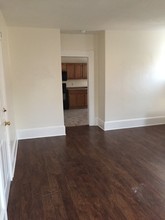 29 N Hanover St, Unit 1 in Pottstown, PA - Foto de edificio - Building Photo