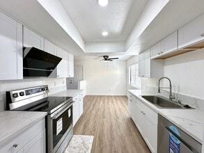 4160 Gannet Cir in Las Vegas, NV - Building Photo - Building Photo