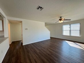 2013 Rim Rock Dr in Leander, TX - Building Photo - Building Photo