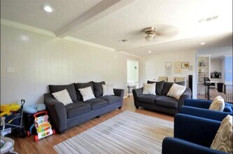 4107 Cypress Lake Dr in Spring, TX - Building Photo - Building Photo