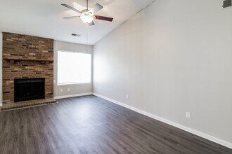 249 Persimmon Cir in Goose Creek, SC - Building Photo - Building Photo