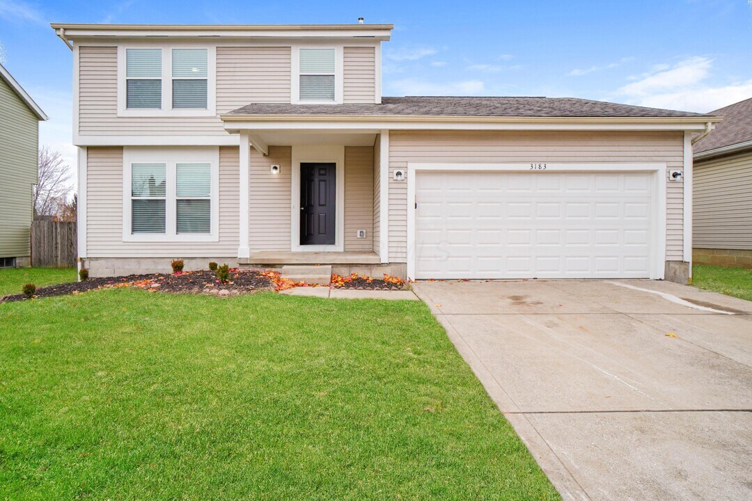 3183 Innisbrook Ct in Pickerington, OH - Building Photo
