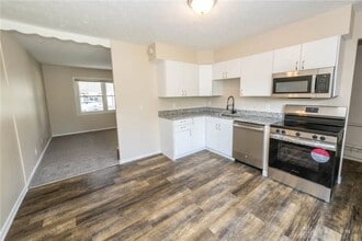 1130 Wendall Ave in New Carlisle, OH - Foto de edificio - Building Photo