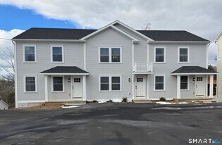 37 Brainerd Rd in Branford, CT - Building Photo