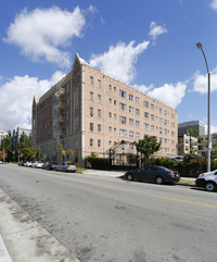 The Windsor in Los Angeles, CA - Building Photo - Building Photo