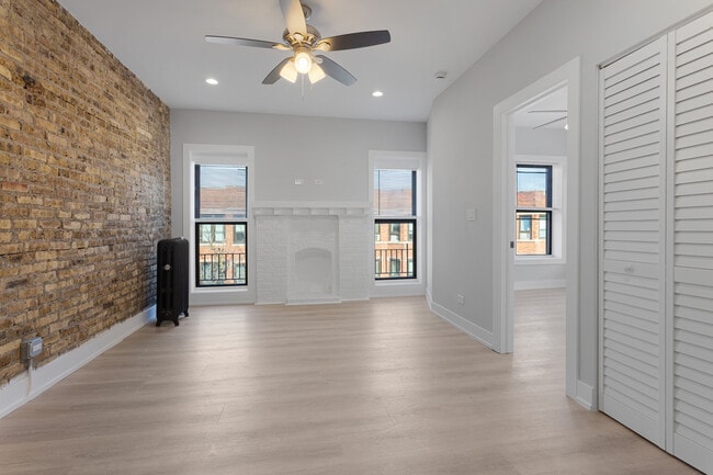 1655 W Jonquil Terrace in Chicago, IL - Foto de edificio - Building Photo